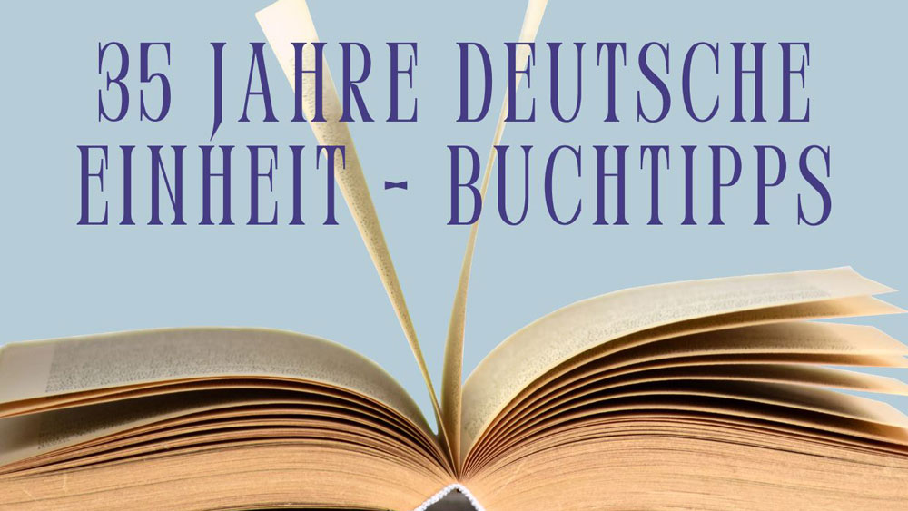 Symbolbild mit aufgeschlagenem Buch